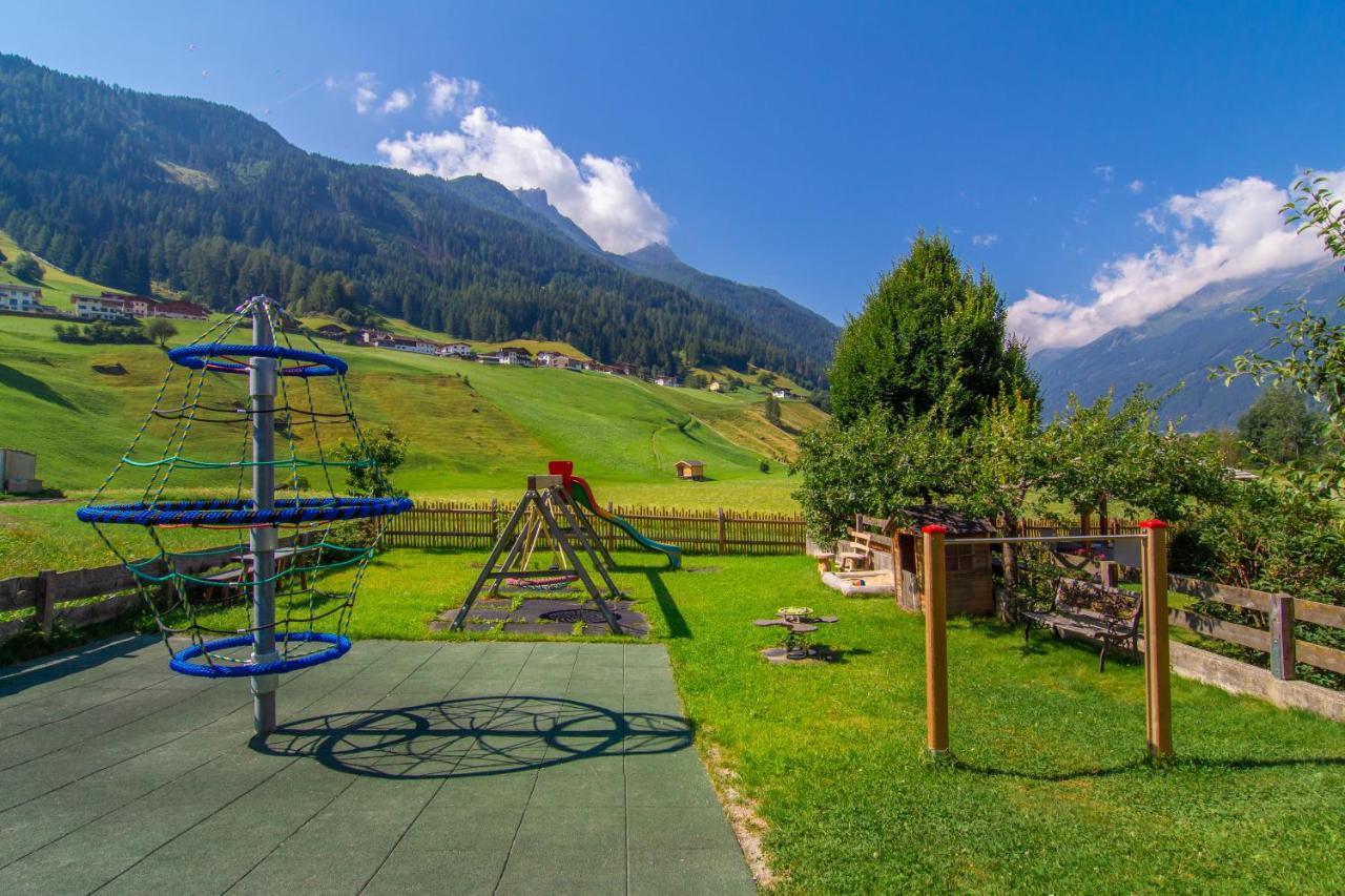 Ausserwieserhof Neustift im Stubaital Exterior foto